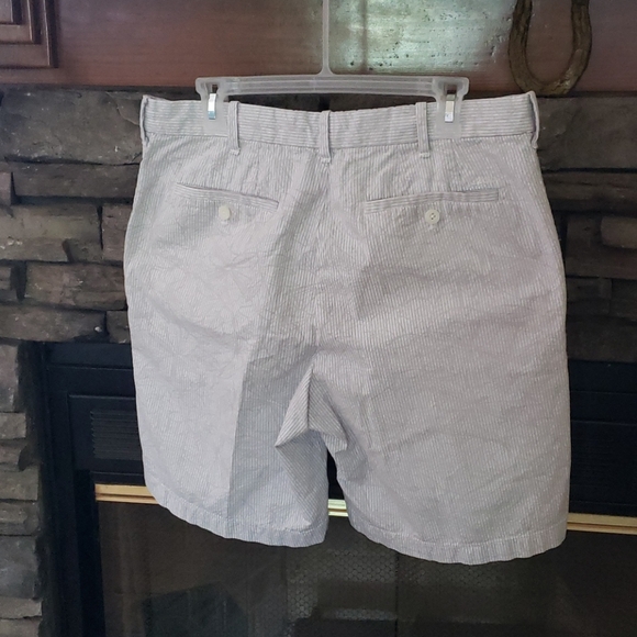 Izod dress shorts. Vintage 1968 Izod - Picture 2 of 5